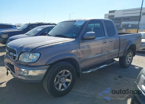 2002 Toyota Tundra Ltd V8 z USA, uszkodzony, nr VIN 5TBBT48192S308779